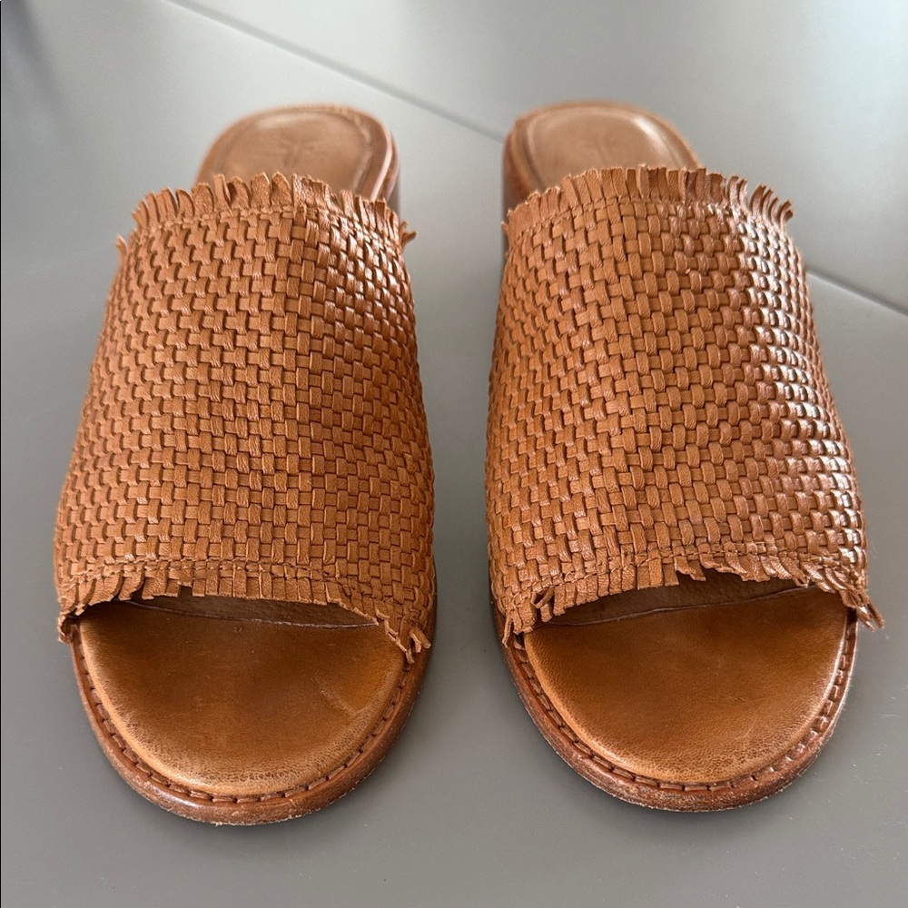 Frye Cindy Woven Leather Slide Mule Block Heel Size 7.5 - Picture 2 of 8